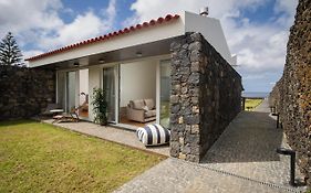 Entre Muros - Turismo Rural - Casa Com Jardim E Acesso Direto Ao Mar